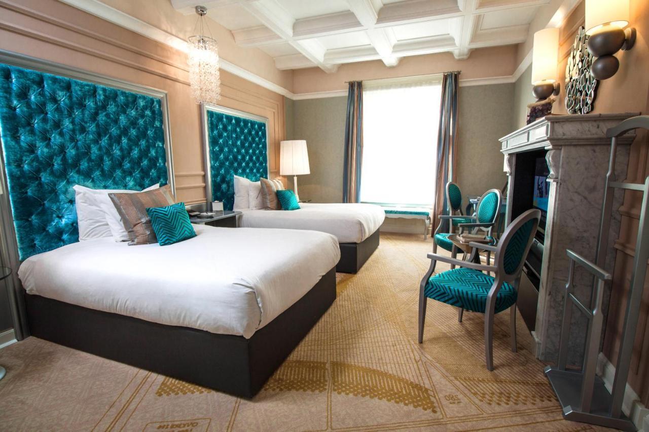 Grand Luxe Kamer met 2 Tweepersoonsbedden