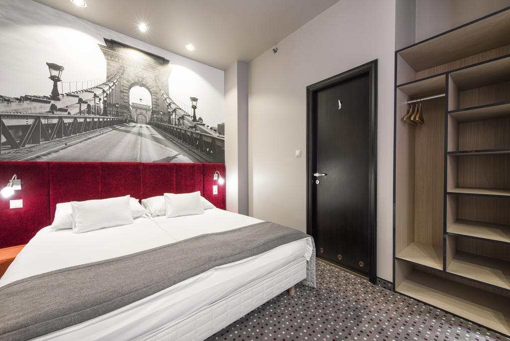 Quarto Duplo ou Twin com Vista da Cidade