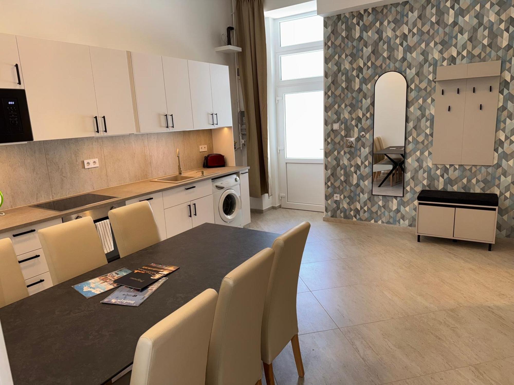 Two-Room Apartment,1770530766:JPEG