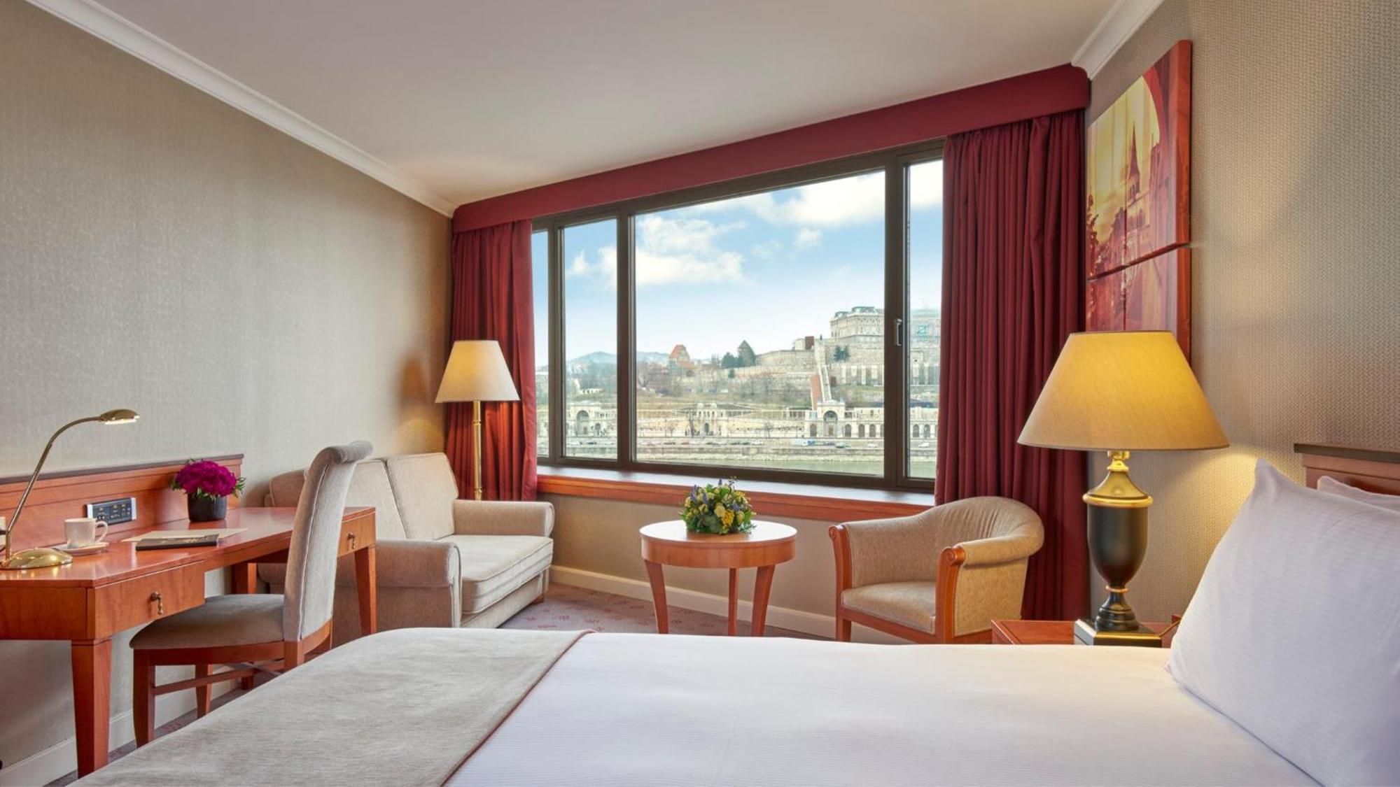 Premium King Room River View