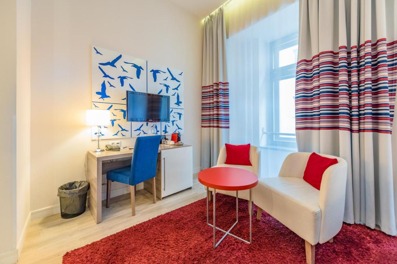 Executive Double or Twin Room,943614982:JPEG
