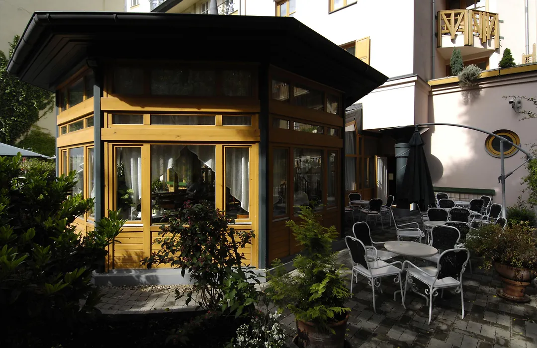 Corvin Hotel Budapest Sissi Wing-1